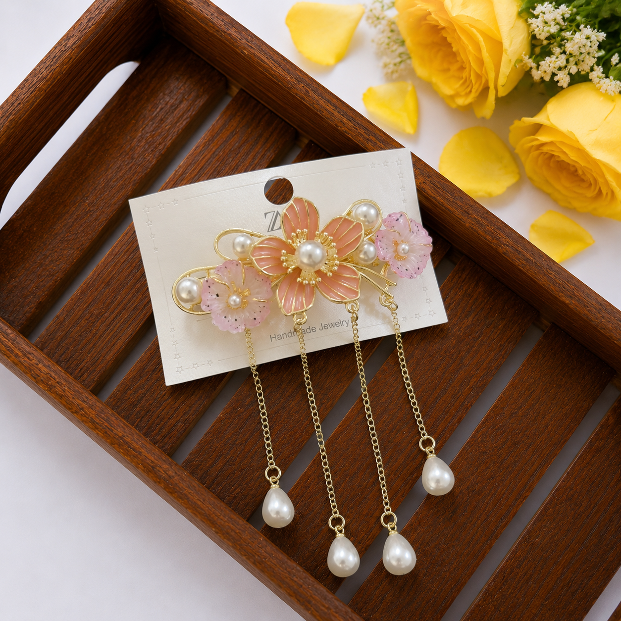 Floral Pearl Cascade Center Clip(Small Size)