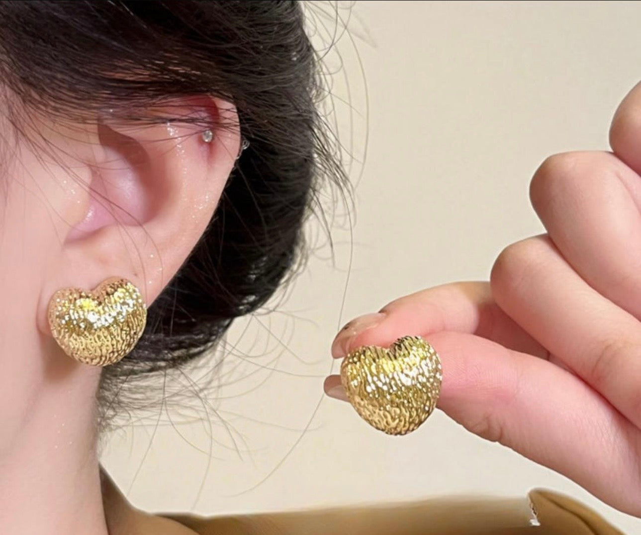 Earrings Collections