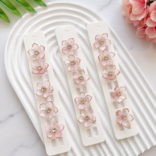 BU-19 Blush Peach Bloom Crystal Clips 🌸✨ Set of 5 pcs in One Strip.
