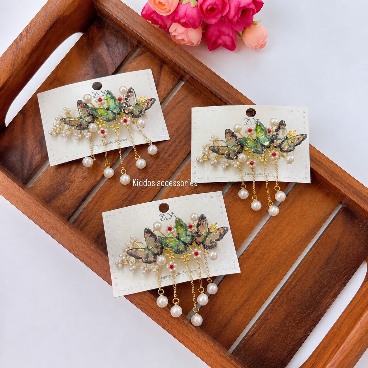 Glassy Butterfly Alligator Clip