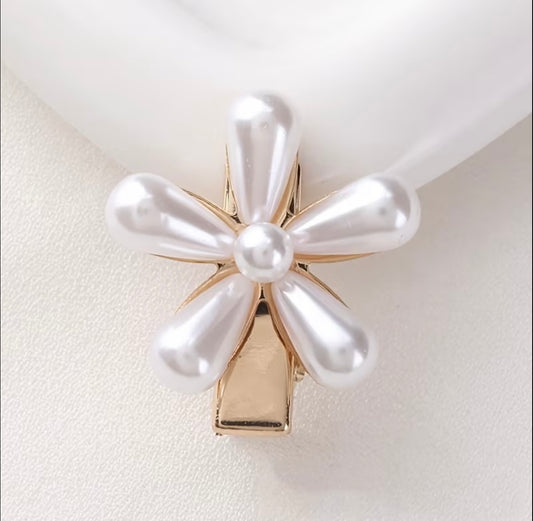 🌸 Pearl Blossom Mini Clips [ Set of 12 clips per card]
