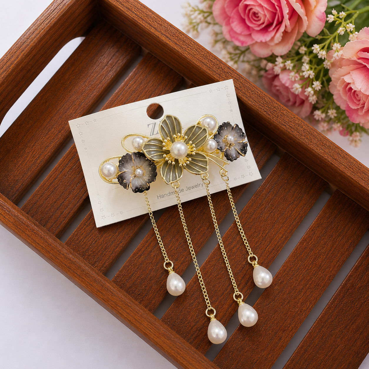 Floral Pearl Cascade Center Clip(Small Size)