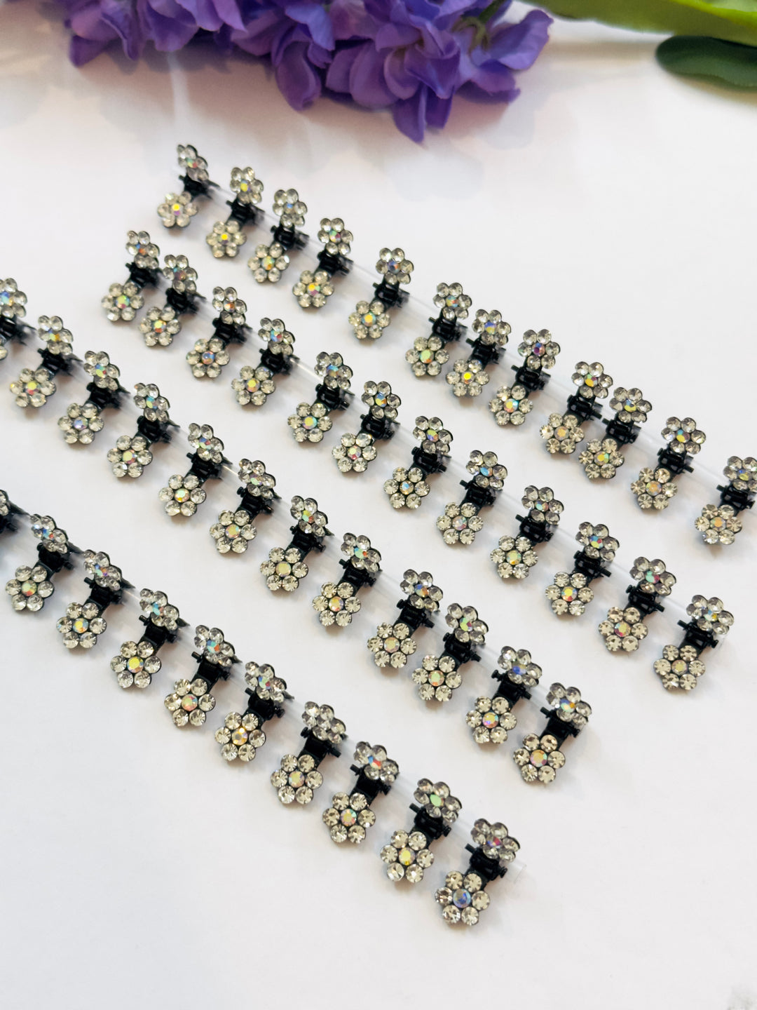 White Stone big size floral (set of 12 pcs)in one strip